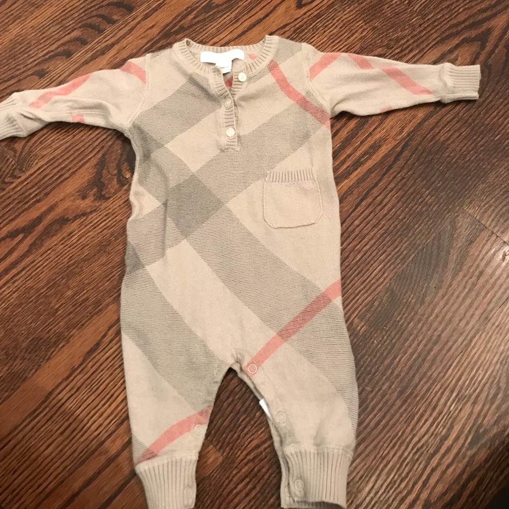 Burberry baby onsie